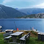 Polar Spot Кемпинг Nygardsjoen