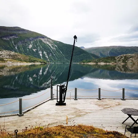 Polar Spot Campsite Nygardsjoen